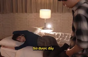 Cô gái ngực khủng gợi cảm và bạn tình quan hệ tình dục trong khách sạn và cho xem cảnh quan hệ tình dục bằng miệng bên cửa sổ. Rất hấp dẫn và quyến rũ. Đừng bỏ lỡ nếu bạn thích nó.